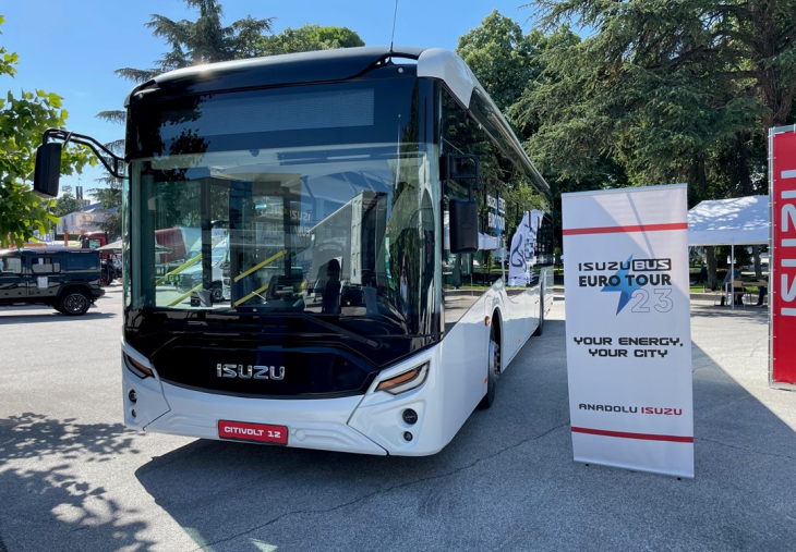 Новият електрически автобус CITIVOLT 12 на демообиколка в България